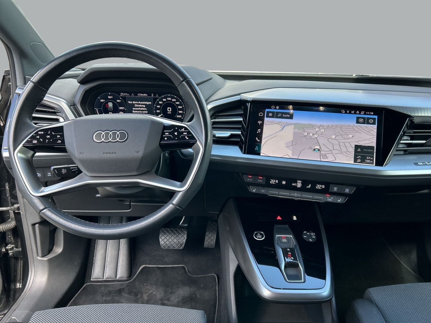Fahrzeugabbildung Audi Q4 40 Matrix LED HEAD-UP Alu 20 CarPlay NAVI Dig