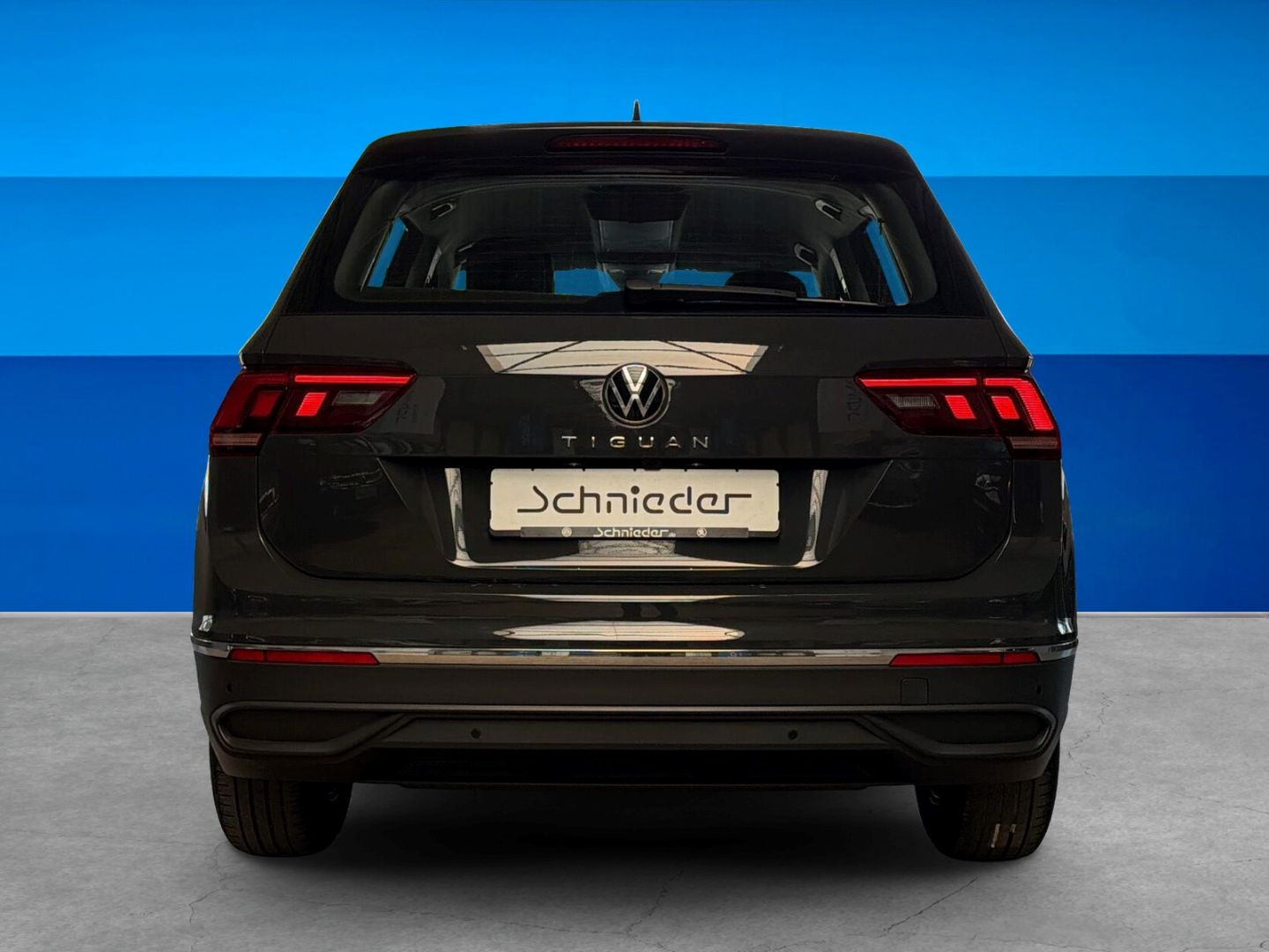 Fahrzeugabbildung Volkswagen Tiguan 2.0 TDI Life Rear View Business Premium