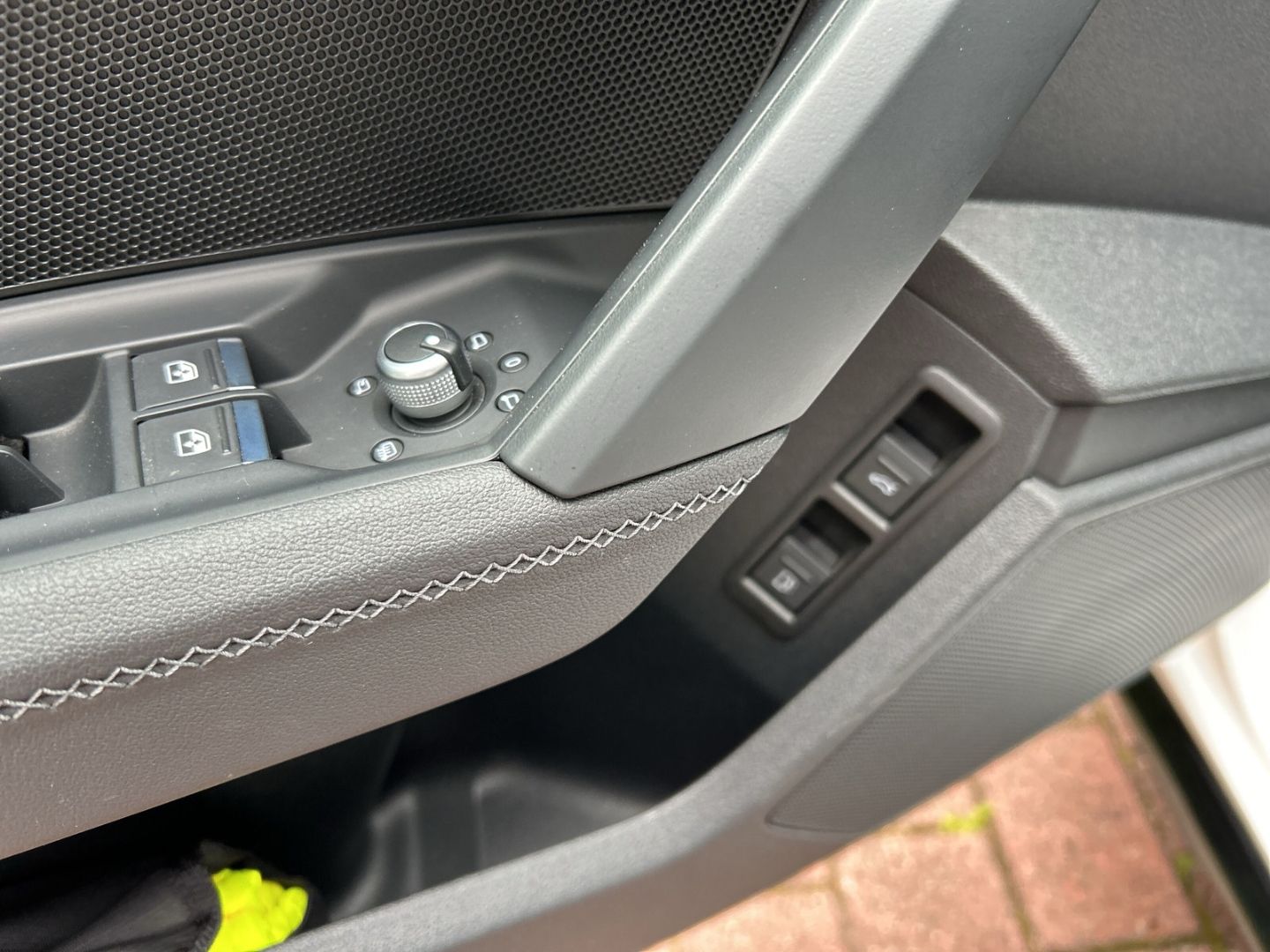 Fahrzeugabbildung Audi A3 e Sportback 40 1.4 TFSI S line E-tron