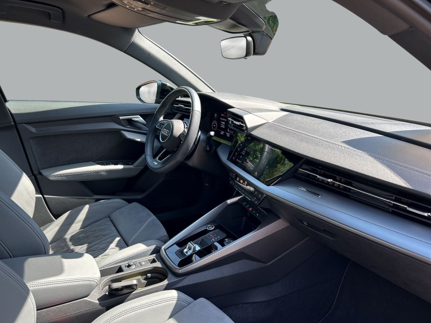 Fahrzeugabbildung Audi A3 SPORTBACK 150PS+LED+LEDER+NAVI+CARPLAY+VIRTUA
