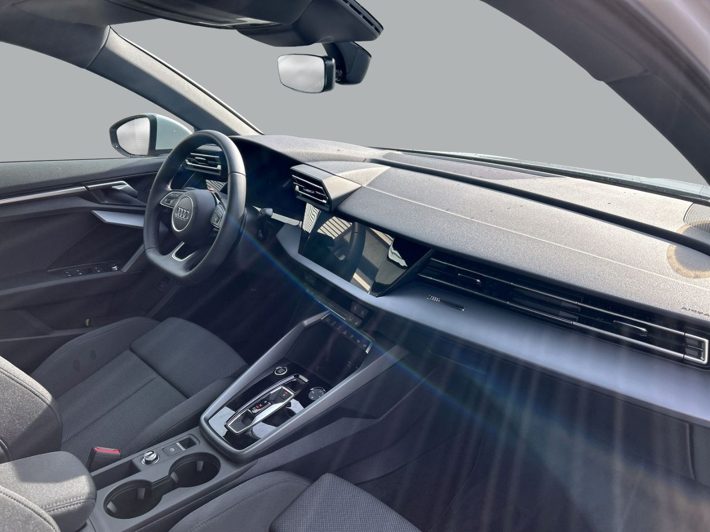 Fahrzeugabbildung Audi A3 SPORTBACK ADVANCED TFSI+AHK+LED+NAVI+VIRTUAL