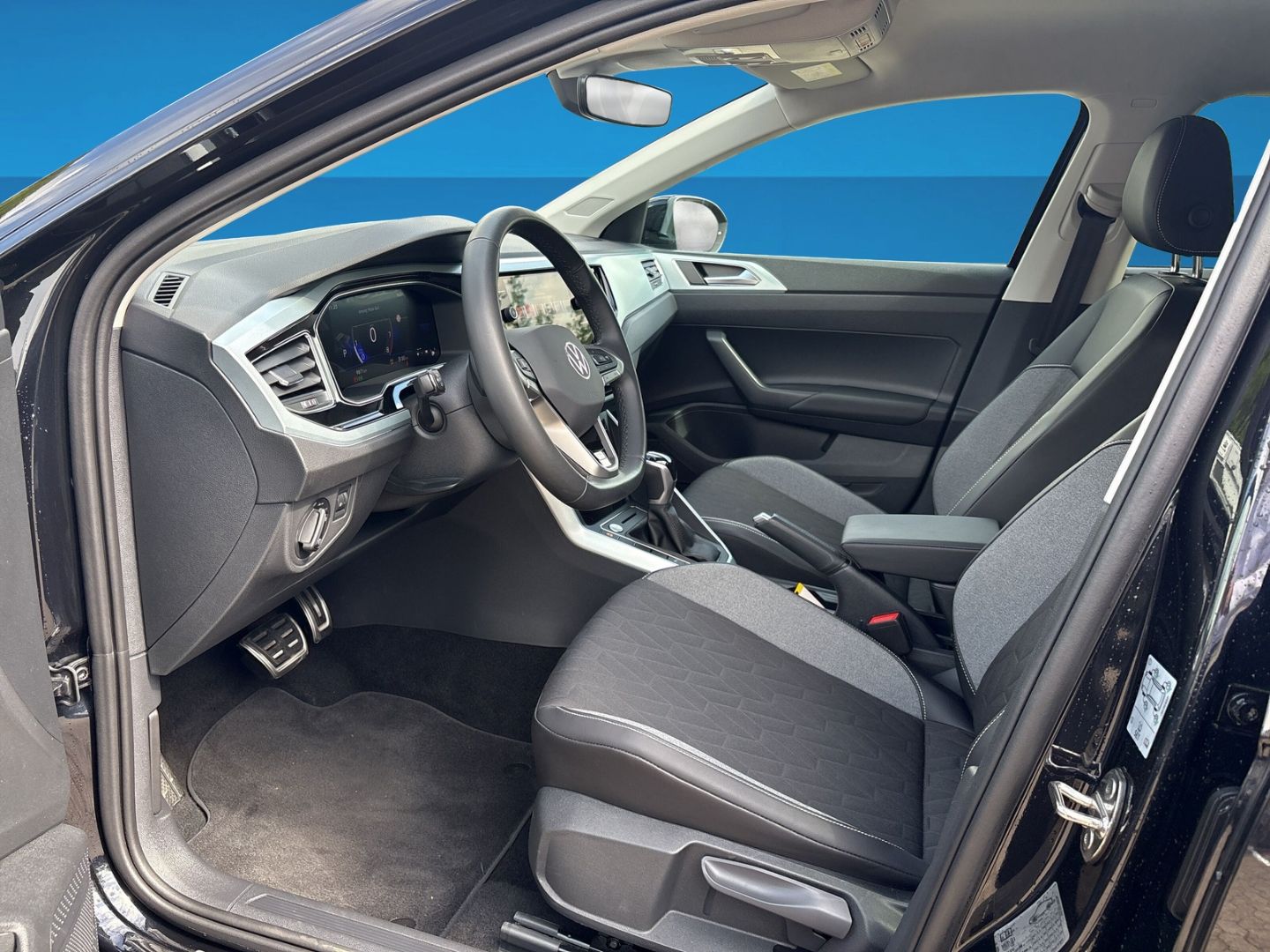 Fahrzeug 12 Fahrzeugabbildung Volkswagen Taigo 1.5 TSI Rear View AHK Goal