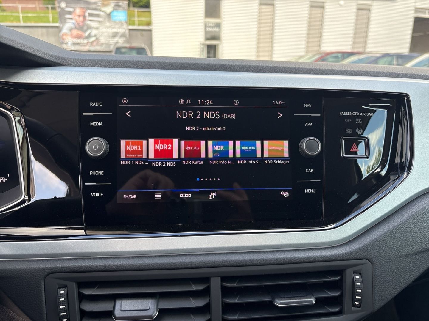 Fahrzeug 16 Fahrzeugabbildung Volkswagen Taigo 1.5 TSI Rear View AHK Goal
