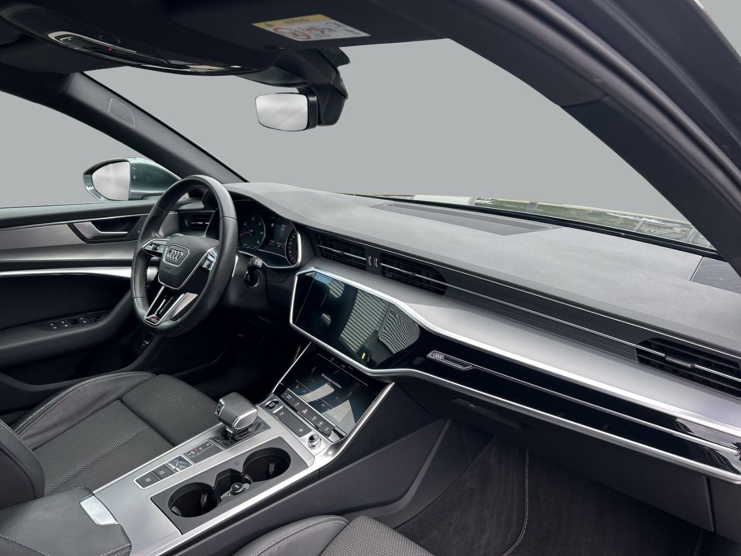 Fahrzeugabbildung Audi A6 Avant 35 2.0 TDI sport B&O PANO S-LINE Sportp