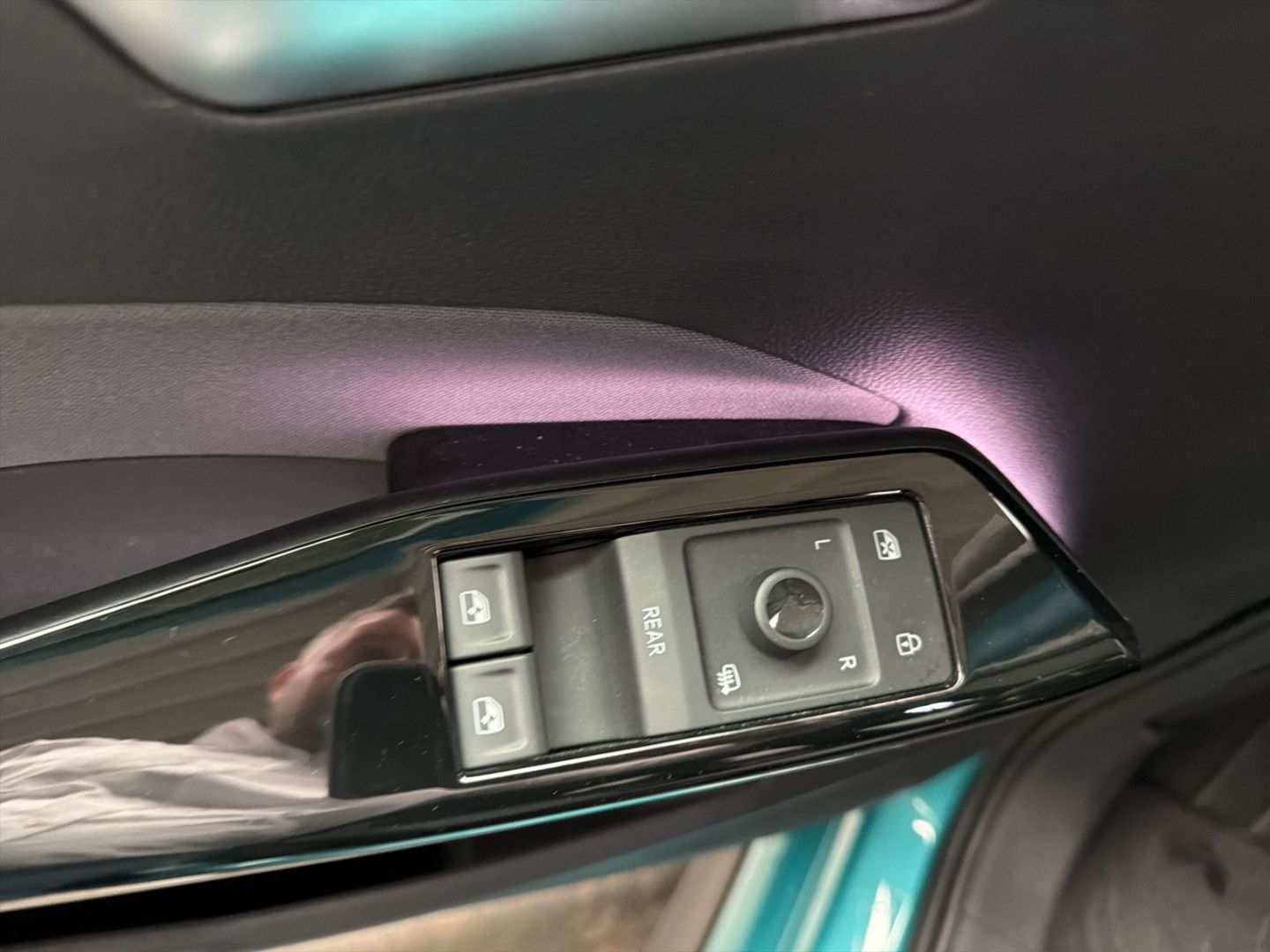Fahrzeugabbildung Volkswagen ID.3 Pro Performance RearView Climatronic 150 KW