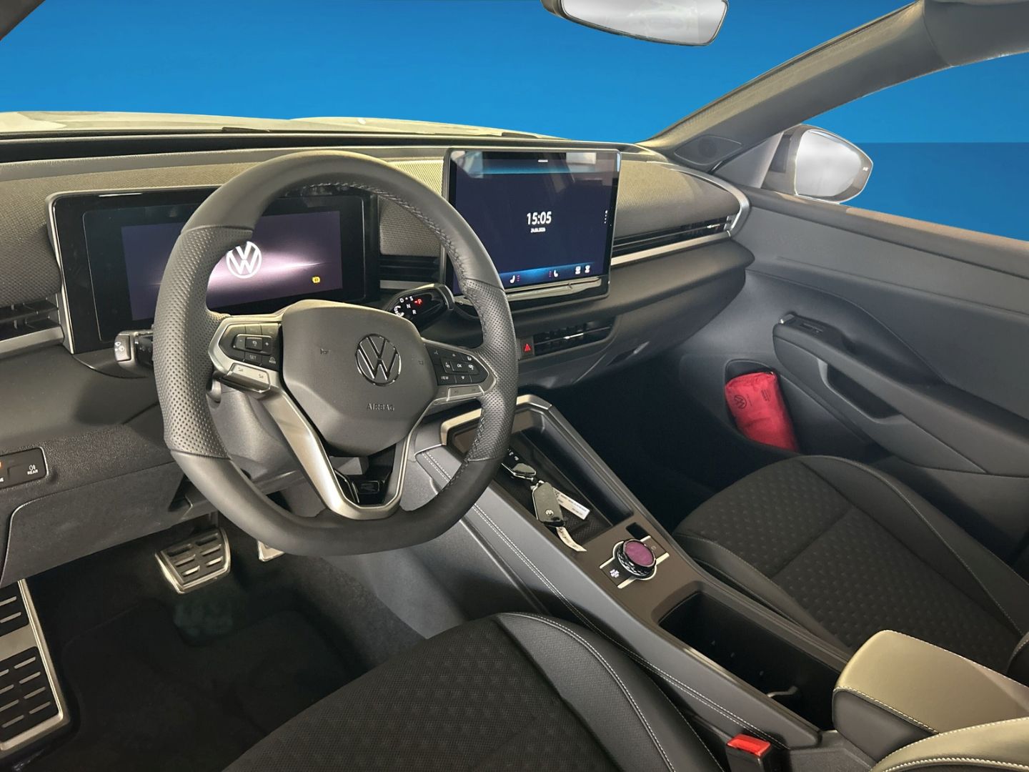 Fahrzeugabbildung Volkswagen T-Roc R-Line 1.5l eTSI EASY OPEN IQ.LIGHT AHK