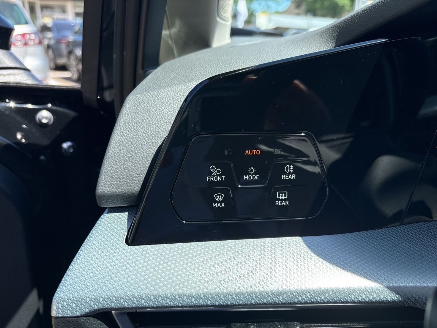 Fahrzeug 21 Fahrzeugabbildung Volkswagen Golf Variant Energy 2,0l TDI DSG LED+ AREA VIEW