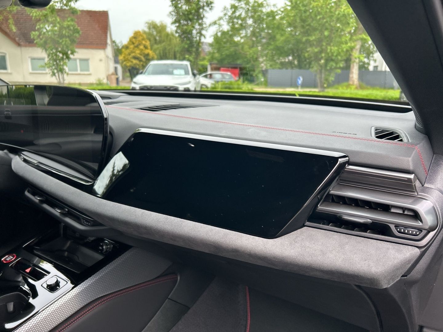 Fahrzeug 20 Fahrzeugabbildung Audi A5 AVANT E-HYBRID 220 kW+LED+AHK+TECHPRO+KAMERA