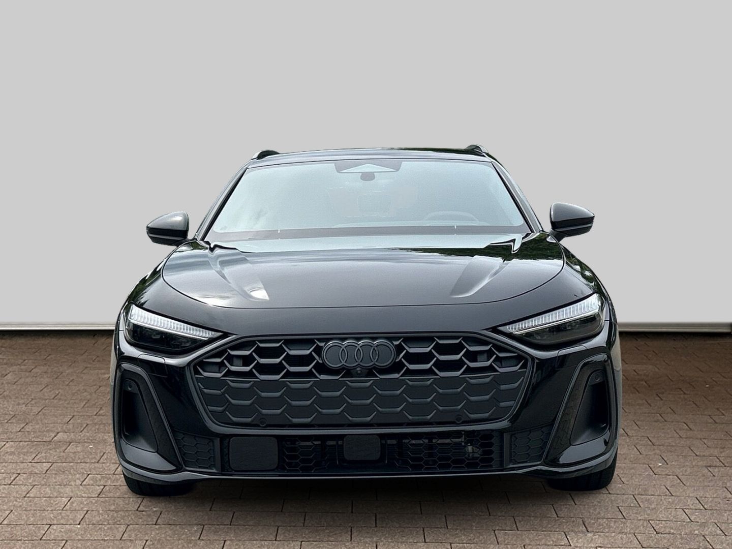 Fahrzeug 3 Fahrzeugabbildung Audi A5 AVANT E-HYBRID 220 kW+LED+AHK+TECHPRO+KAMERA