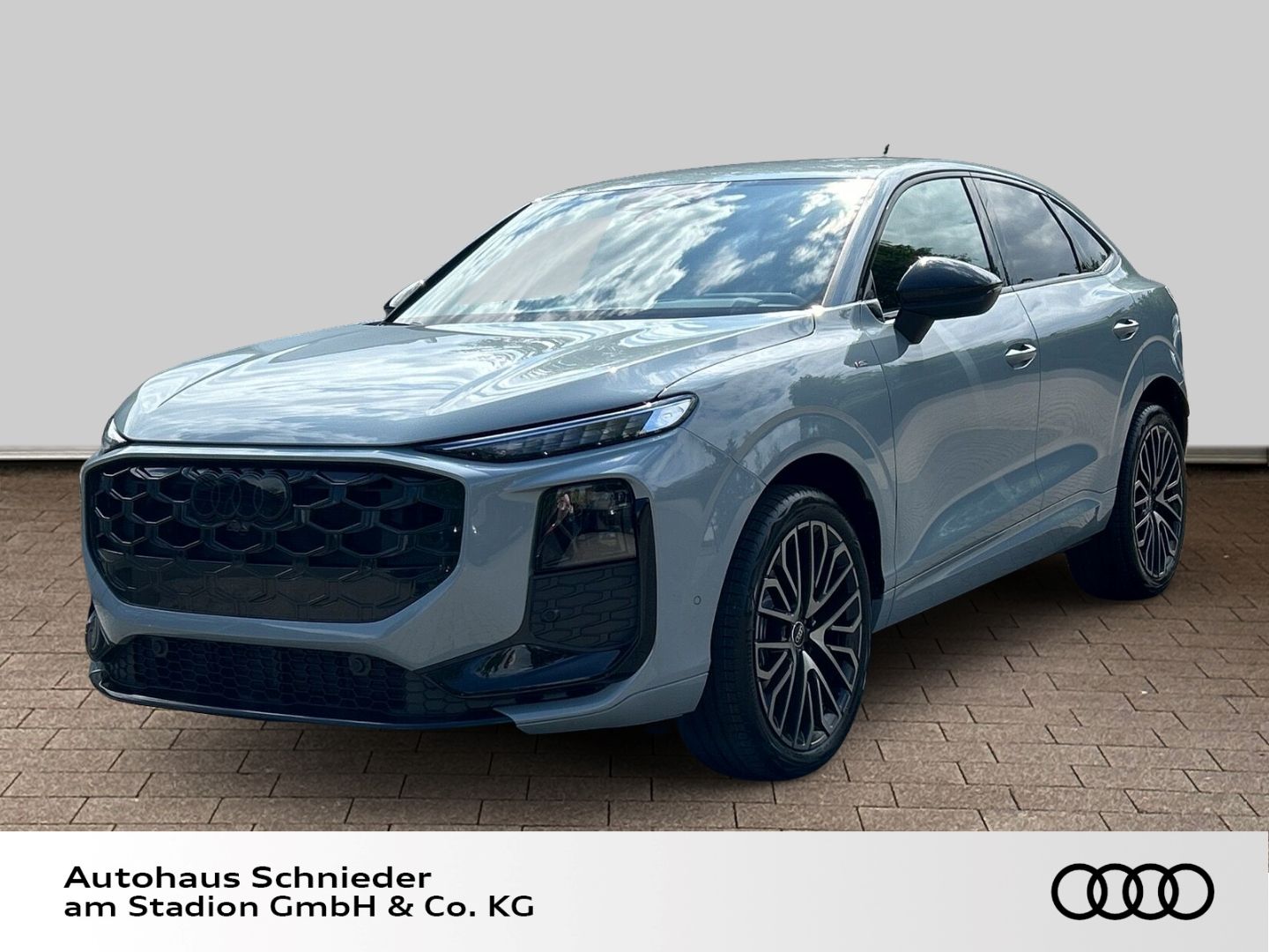 Fahrzeuge 9 Audi Q3 SPORTBACK TFSI 110 kW+LED+AHK+HUD+PDC+SPORTSI