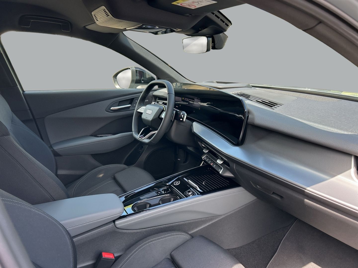 Fahrzeug 17 Fahrzeugabbildung Audi Q3 SPORTBACK TFSI 110 kW+LED+AHK+HUD+PDC+SPORTSI