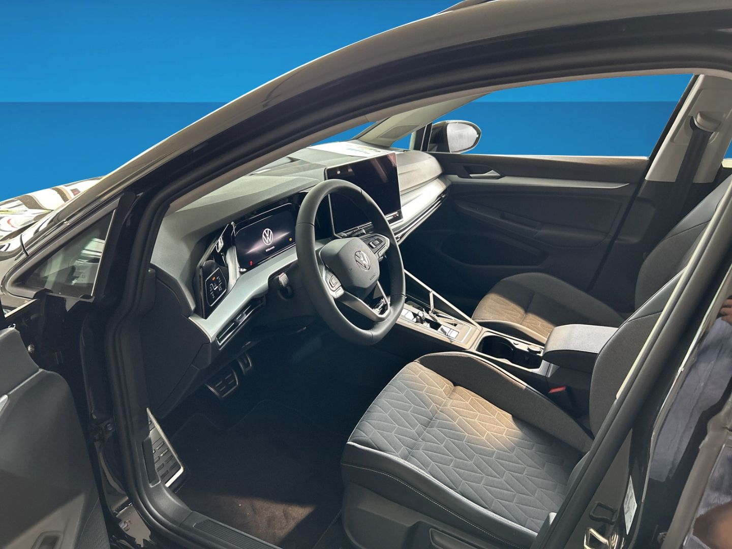 Fahrzeugabbildung Volkswagen Golf Variant ENERGY Life 2,0l TDI AHK AREA VIEW