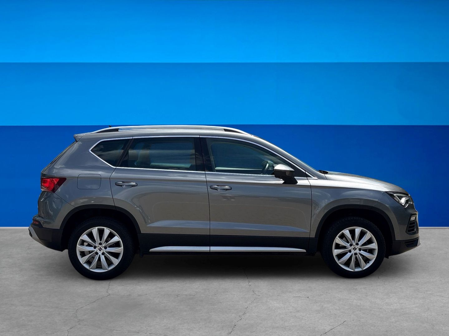 Fahrzeugabbildung SEAT Ateca 1.5 TSI DSG Xperience NAVI CAM CARPLAY NAV