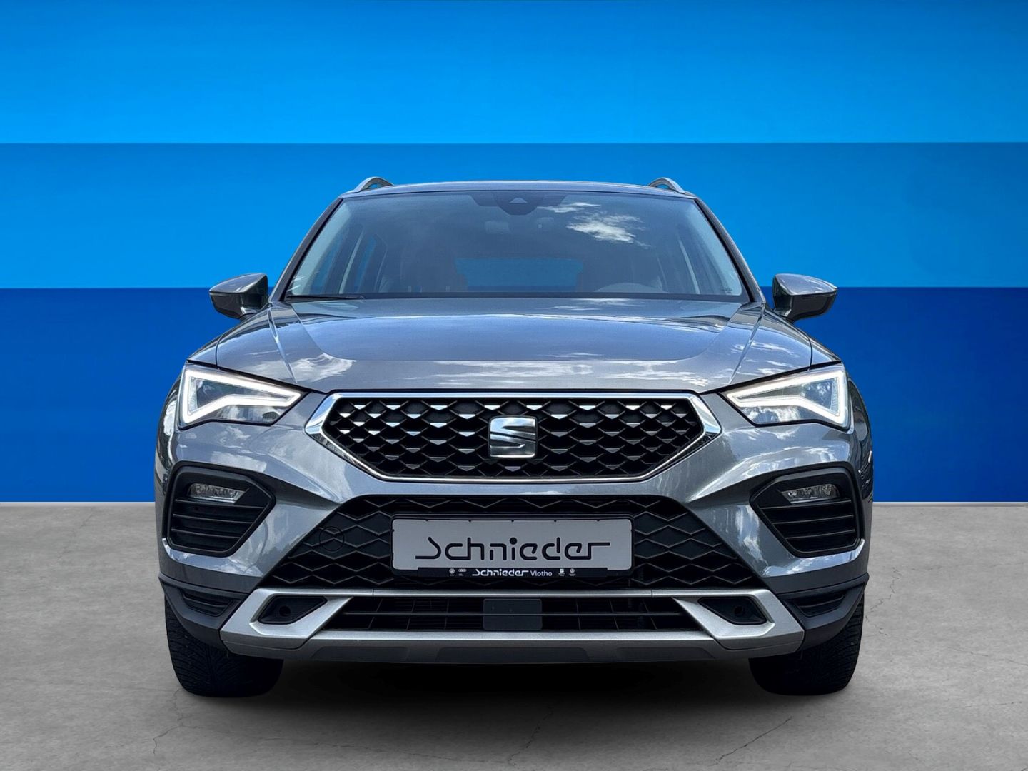 Fahrzeugabbildung SEAT Ateca 1.5 TSI DSG Xperience NAVI CAM CARPLAY NAV