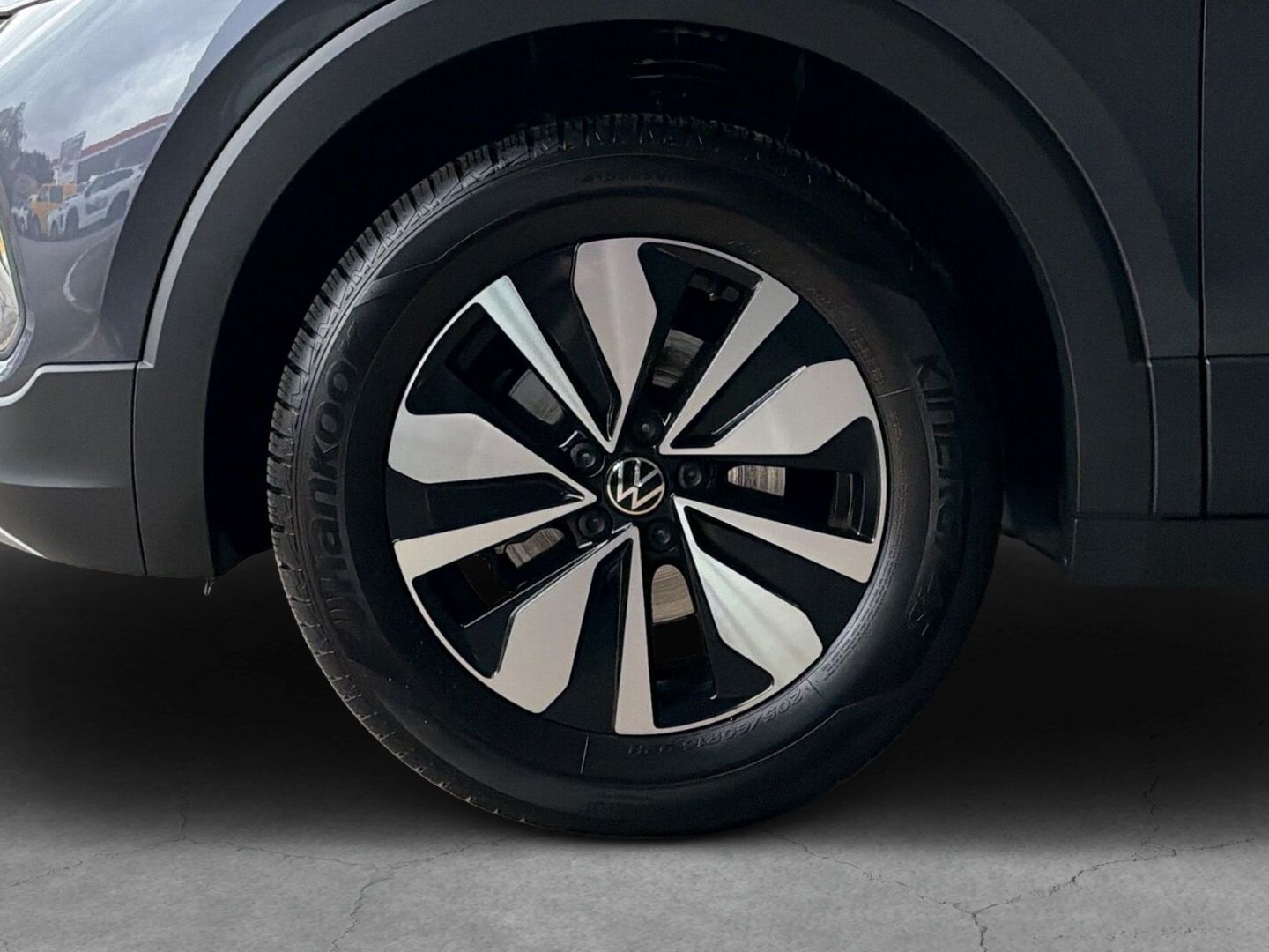 Fahrzeug 10 Fahrzeugabbildung Volkswagen T-Cross 1.0 TSI Goal Rear View LED Climatronic