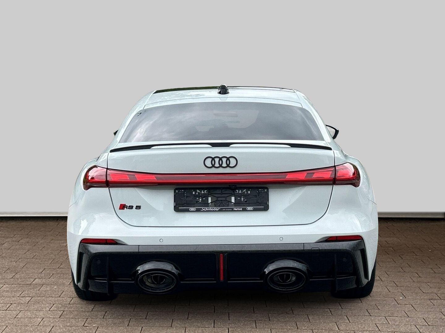 Fahrzeug 7 Fahrzeugabbildung Audi RS5 LIMOUSINE 470 kW+TECHPRO+SPORTPAKET+CARBOn