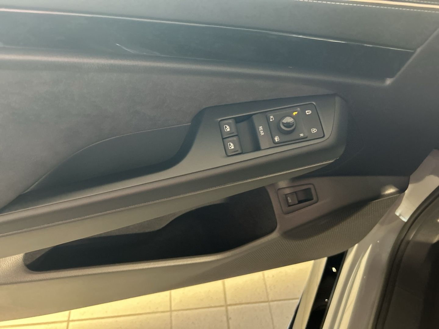 Fahrzeugabbildung Volkswagen ID.7 Tourer Pro BLACK STYLE EXTERIEUR AHK INTERI