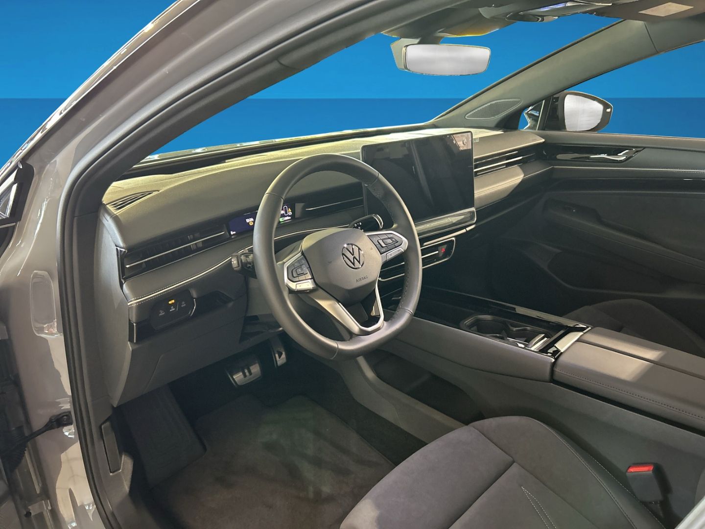 Fahrzeugabbildung Volkswagen ID.7 Tourer Pro BLACK STYLE EXTERIEUR AHK INTERI
