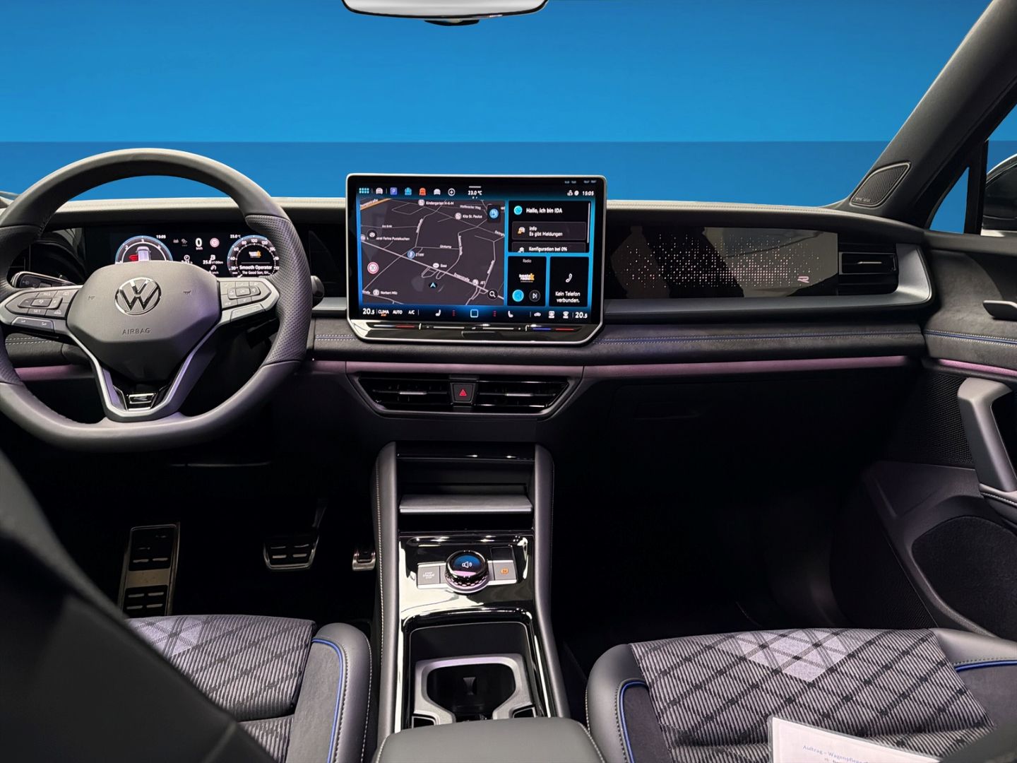 Fahrzeug 14 Fahrzeugabbildung Volkswagen Tayron R-Line 2,0l TDI MATRIX LAUNCH AHK BLACK S