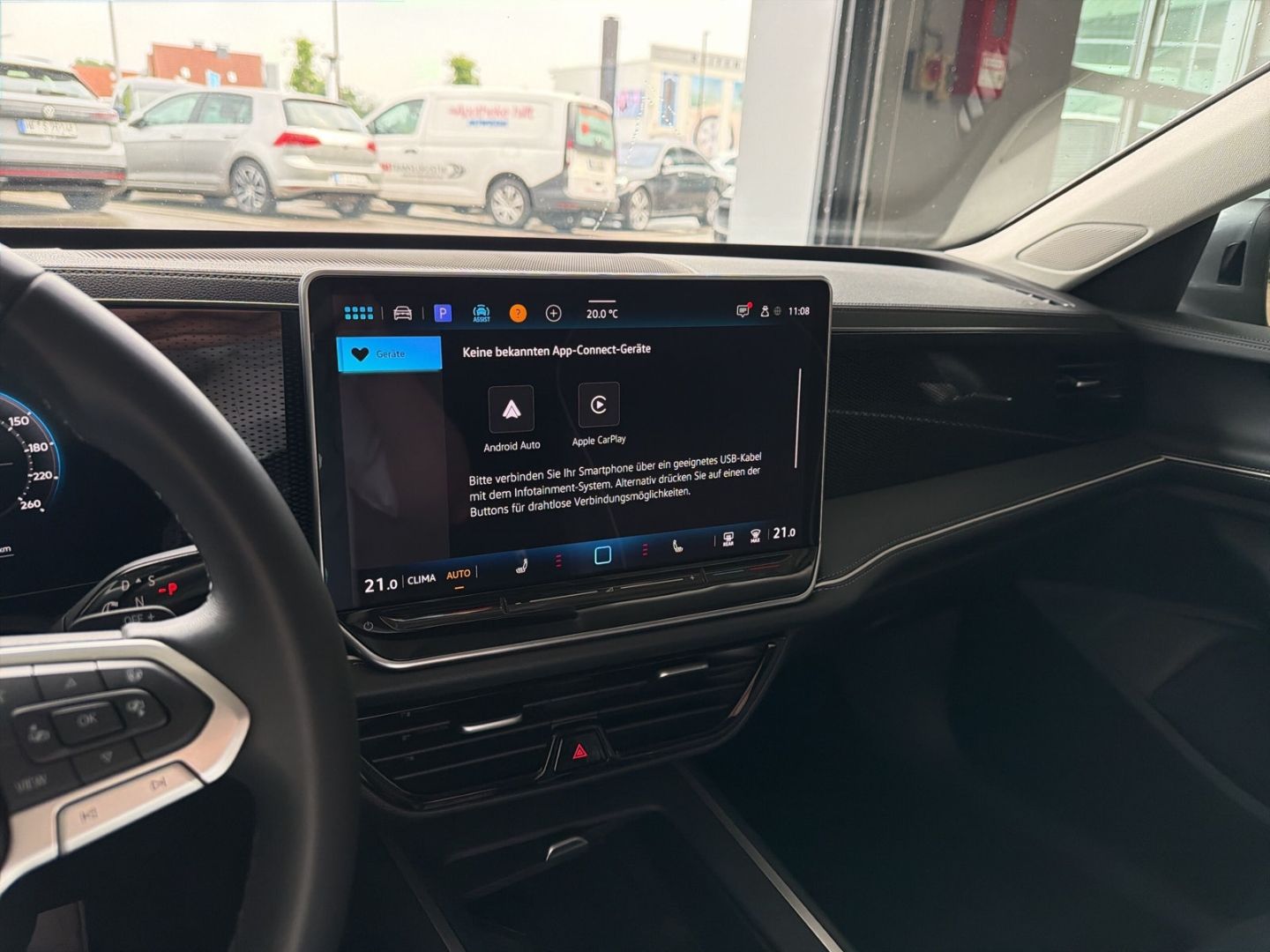 Fahrzeug 22 Fahrzeugabbildung Volkswagen Passat 2.0 TDI Business Rear View Climatronic
