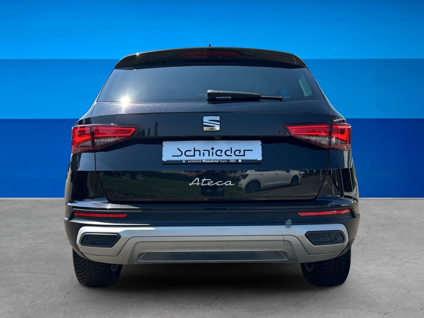 Fahrzeugabbildung SEAT Ateca 1.5 TSI Xperience Navi Leder Digitales Coc - mit KI generiert/bearbeitet