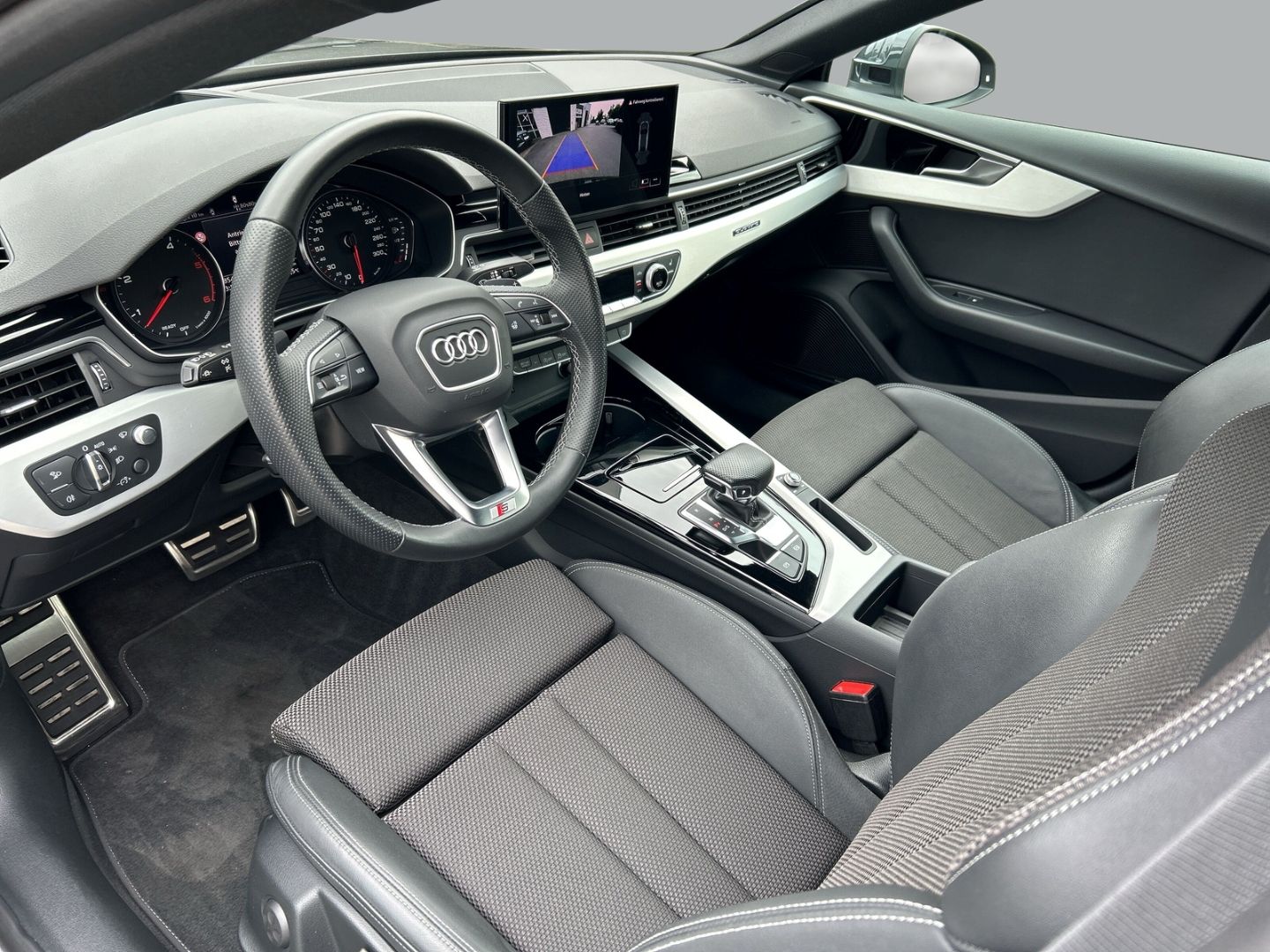Fahrzeug 13 Fahrzeugabbildung Audi A5 advanced Sportback 50 TDI quattro S Line Matr