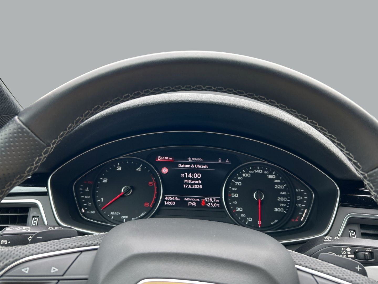 Fahrzeug 16 Fahrzeugabbildung Audi A5 advanced Sportback 50 TDI quattro S Line Matr