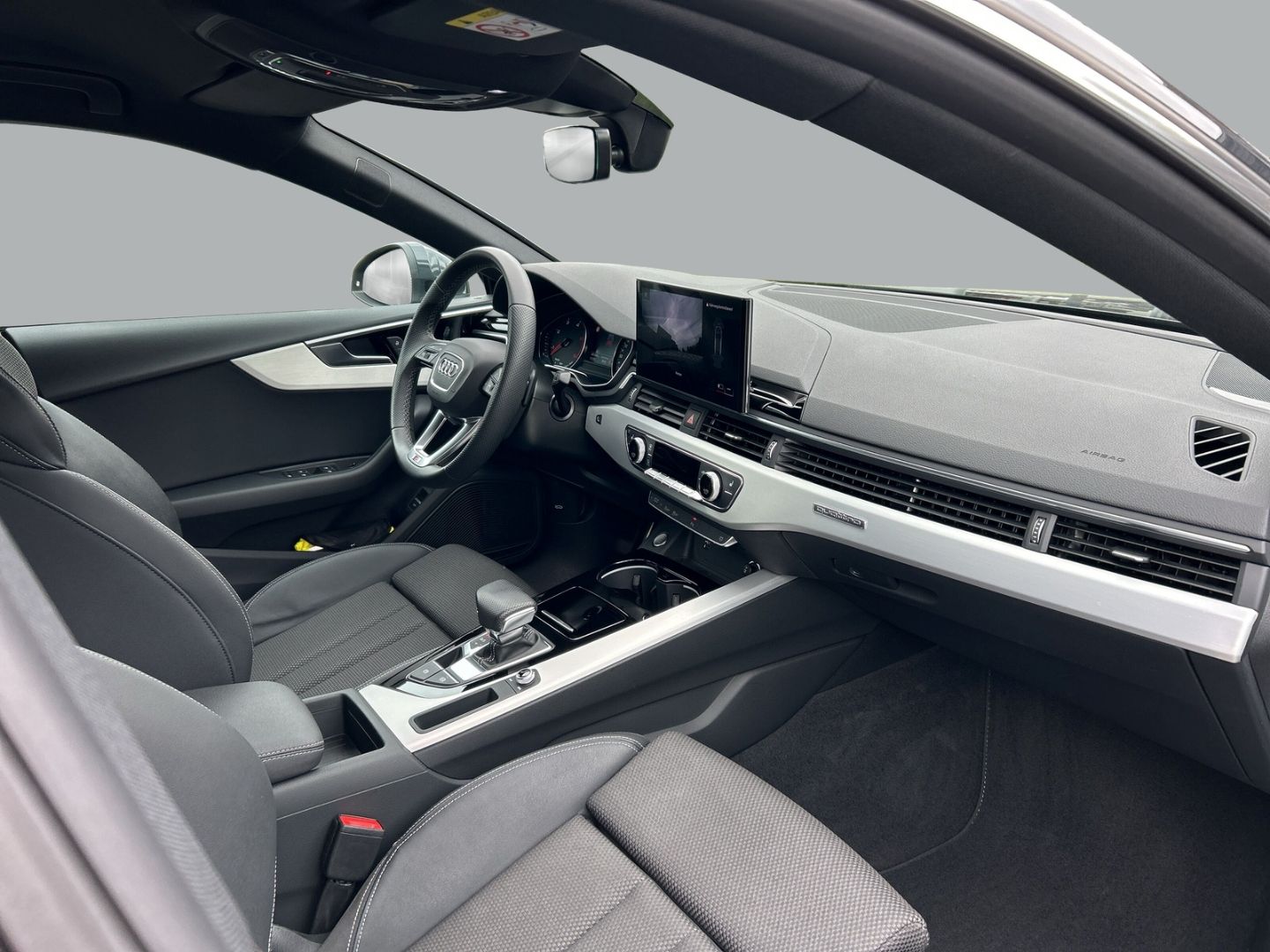 Fahrzeug 19 Fahrzeugabbildung Audi A5 advanced Sportback 50 TDI quattro S Line Matr