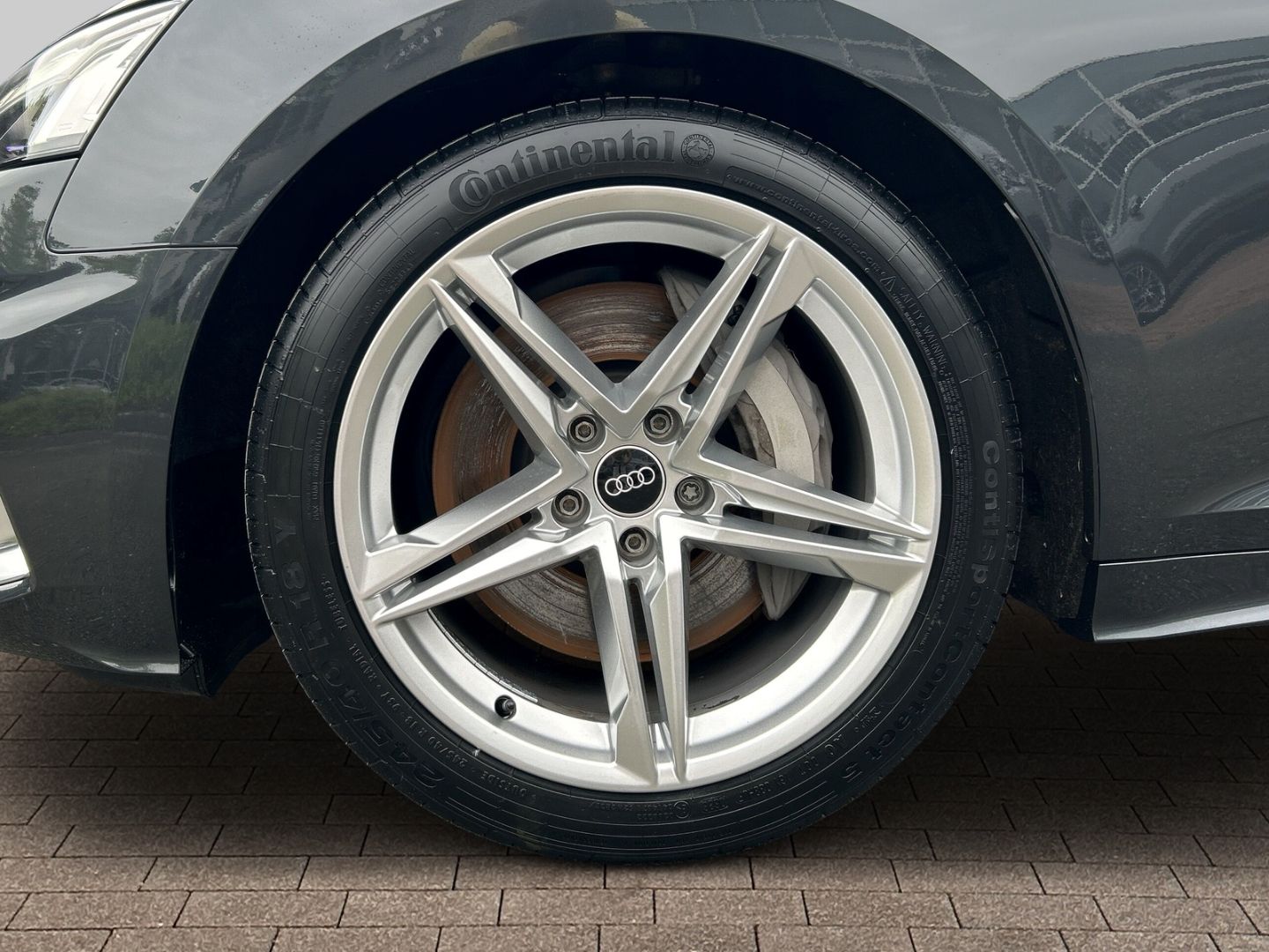 Fahrzeug 21 Fahrzeugabbildung Audi A5 advanced Sportback 50 TDI quattro S Line Matr