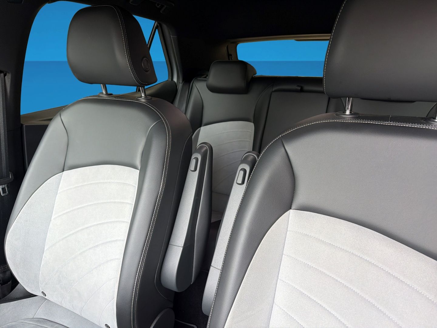 Fahrzeugabbildung Volkswagen ID.3 150 kW Pro S 4-Sitzer Rear View Info.-Paket