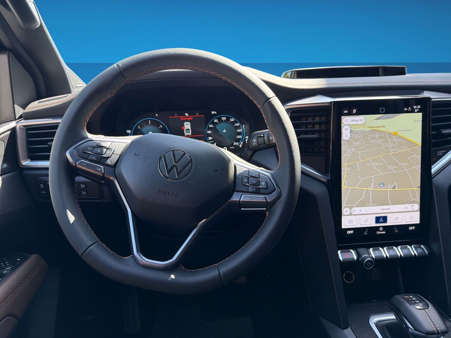 Fahrzeug 11 Fahrzeugabbildung Volkswagen Amarok Doppelkabine 4Motion PanAmericana DC Moto