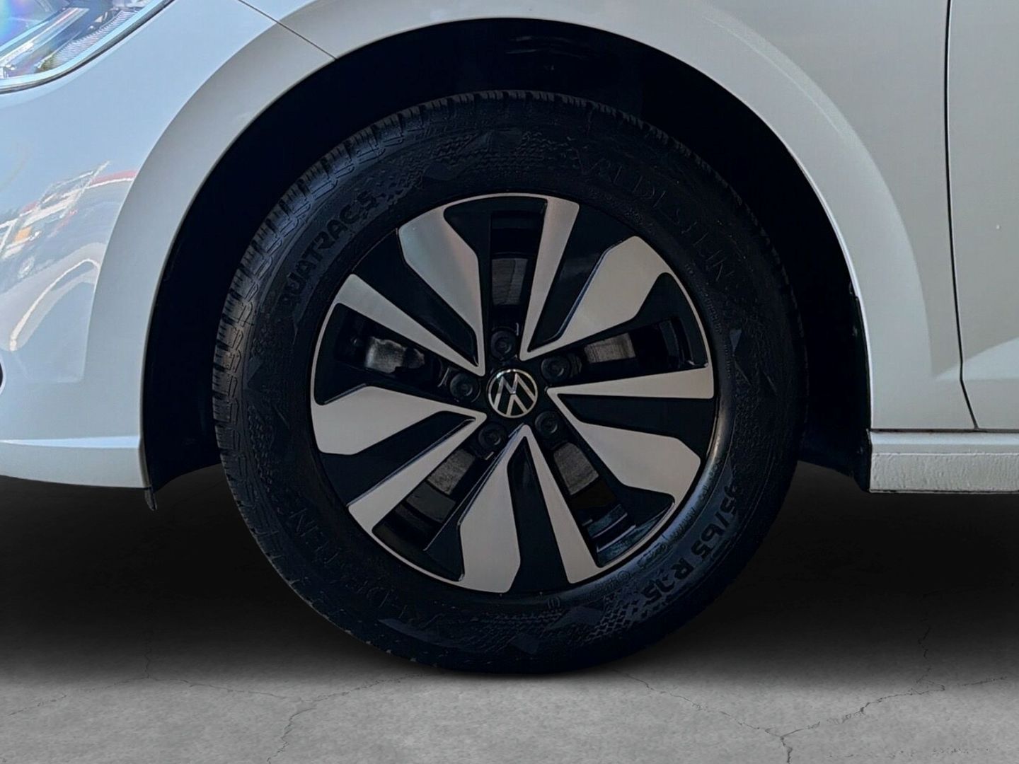 Fahrzeugabbildung Volkswagen Polo 1.0 TSI Goal AHK Rear View LED