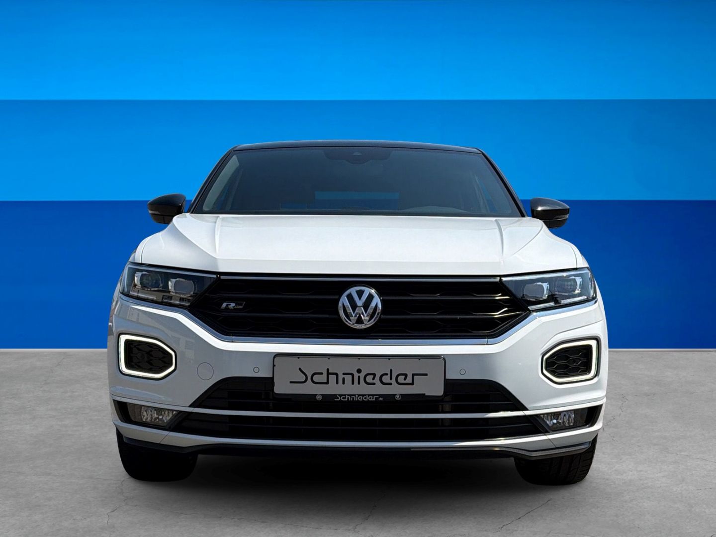 Fahrzeugabbildung Volkswagen T-Roc 1.5 TSI DSG R-Line Sport Rear View Navi
