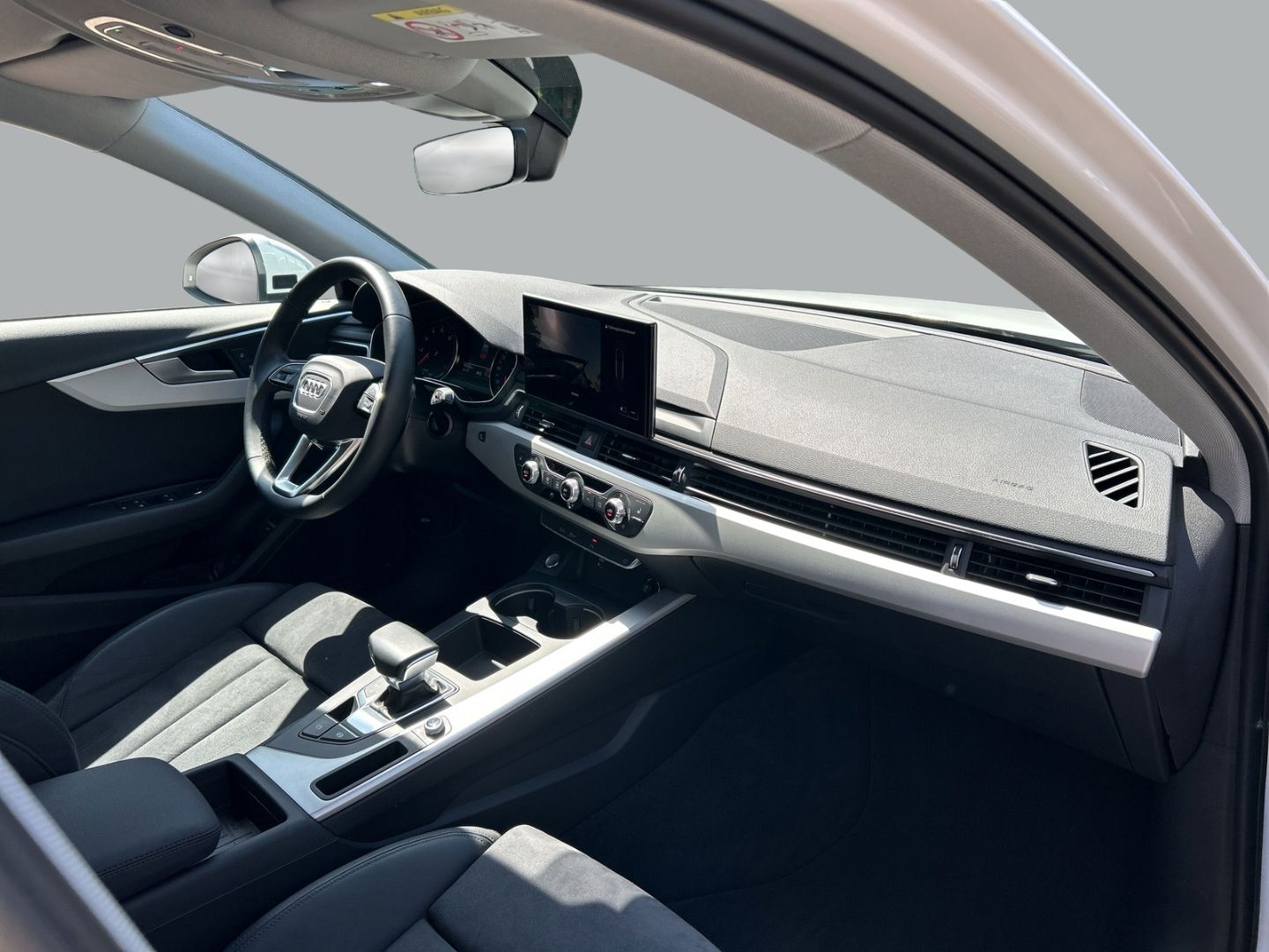 Fahrzeugabbildung Audi A4 2.0 Avant 35 TFSI advanced