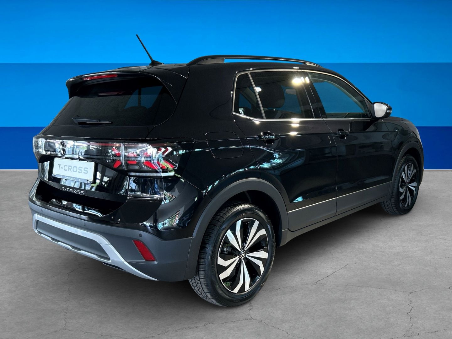 Fahrzeugabbildung Volkswagen T-Cross Style 1.0l TSI IQ.LIGHT AHK TRAVEL COMFO