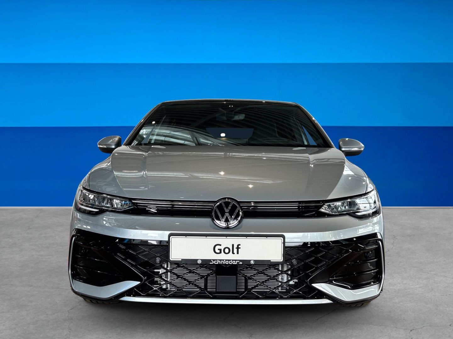 Fahrzeug 8 Fahrzeugabbildung Volkswagen Golf R-Line 1,5 l eTSI PANO BUSINESS PREMIUM REA - mit KI generiert/bearbeitet