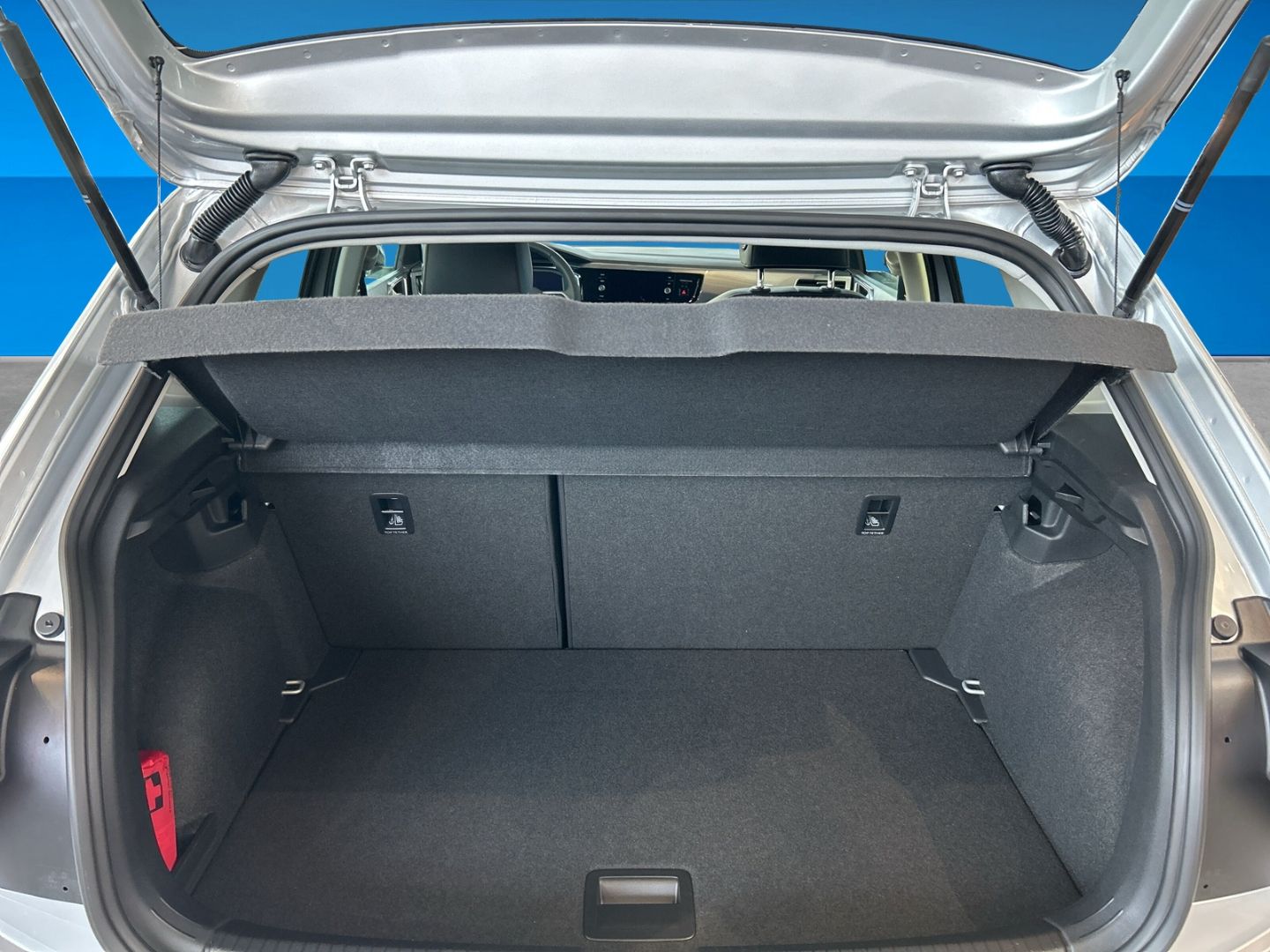Fahrzeugabbildung Volkswagen Polo Style 1,0l TSI BLACK ROOF AHK REAR VIEW