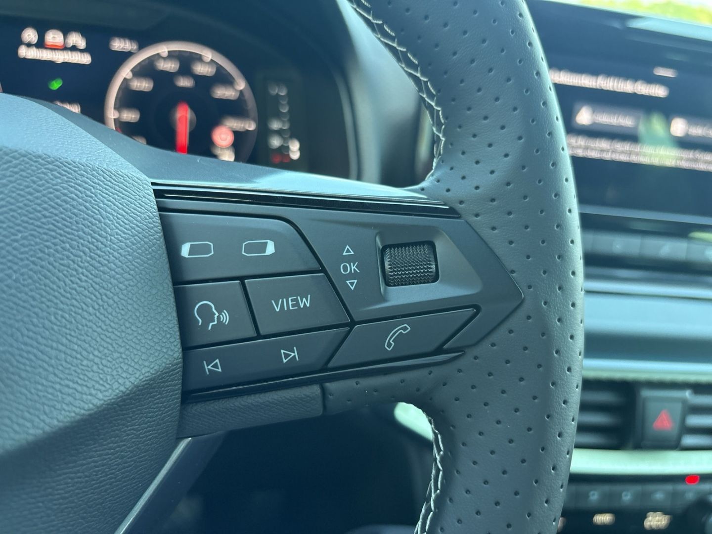 Fahrzeug 20 Fahrzeugabbildung SEAT Ibiza 1.0 MPI Style REARCAM SHZ Keyless Full Lin