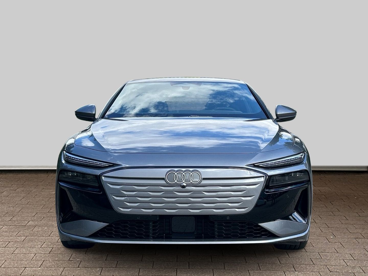 Fahrzeug 4 Fahrzeugabbildung Audi A6 e-tron AVANT QUATTRO+AHK+HUD+LUFT+LED+TECH PL
