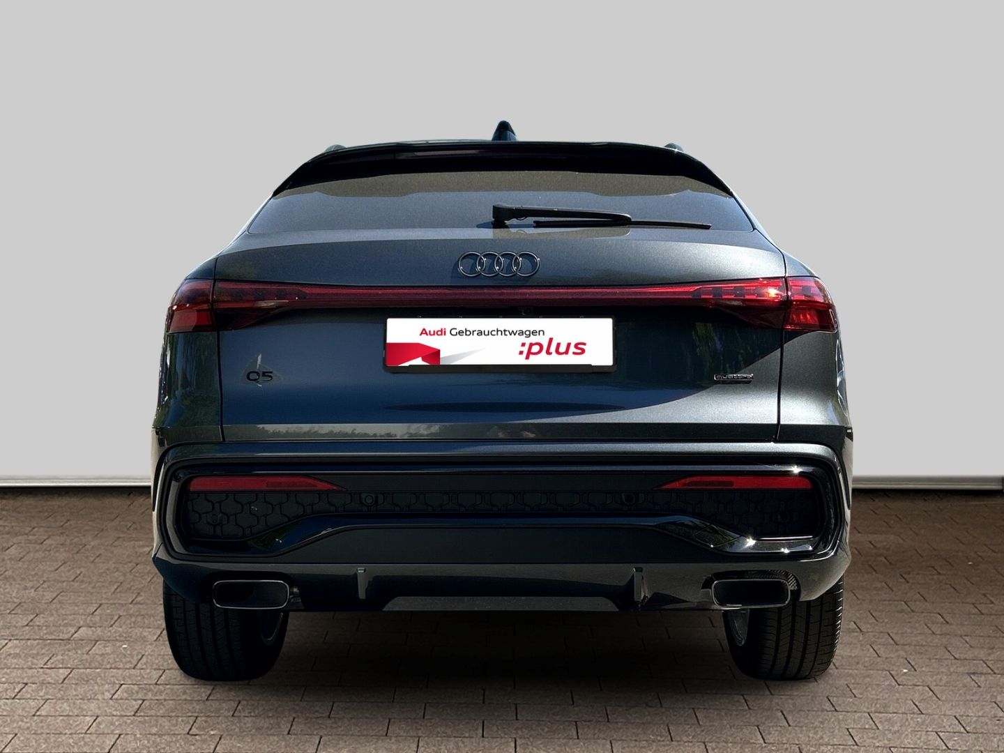 Fahrzeug 7 Fahrzeugabbildung Audi Q5 SPORTB.TFSI LED+MEMORY+LEDER+TECH PLUS+PARK L