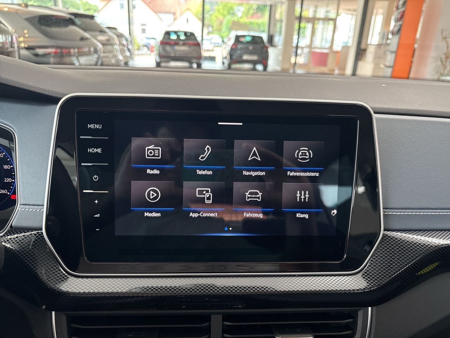 Fahrzeug 15 Fahrzeugabbildung Volkswagen T-Cross Style 1.5l TSI TRAVEL COMFORT REAR VIEW