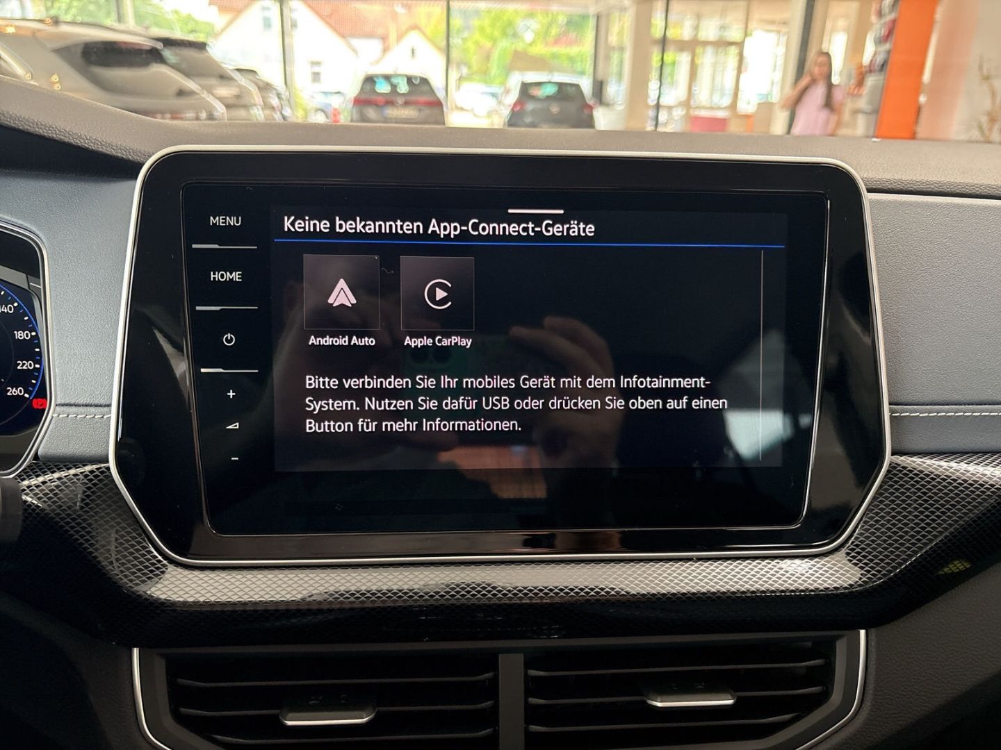 Fahrzeug 17 Fahrzeugabbildung Volkswagen T-Cross Style 1.5l TSI TRAVEL COMFORT REAR VIEW