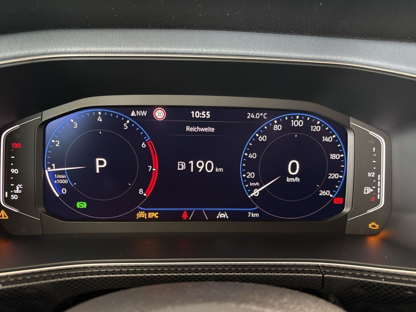 Fahrzeug 20 Fahrzeugabbildung Volkswagen T-Cross Style 1.5l TSI TRAVEL COMFORT REAR VIEW
