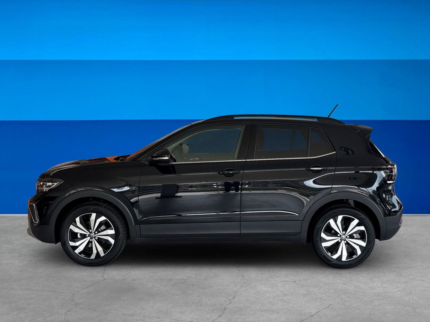 Fahrzeug 3 Fahrzeugabbildung Volkswagen T-Cross Style 1.5l TSI TRAVEL COMFORT REAR VIEW