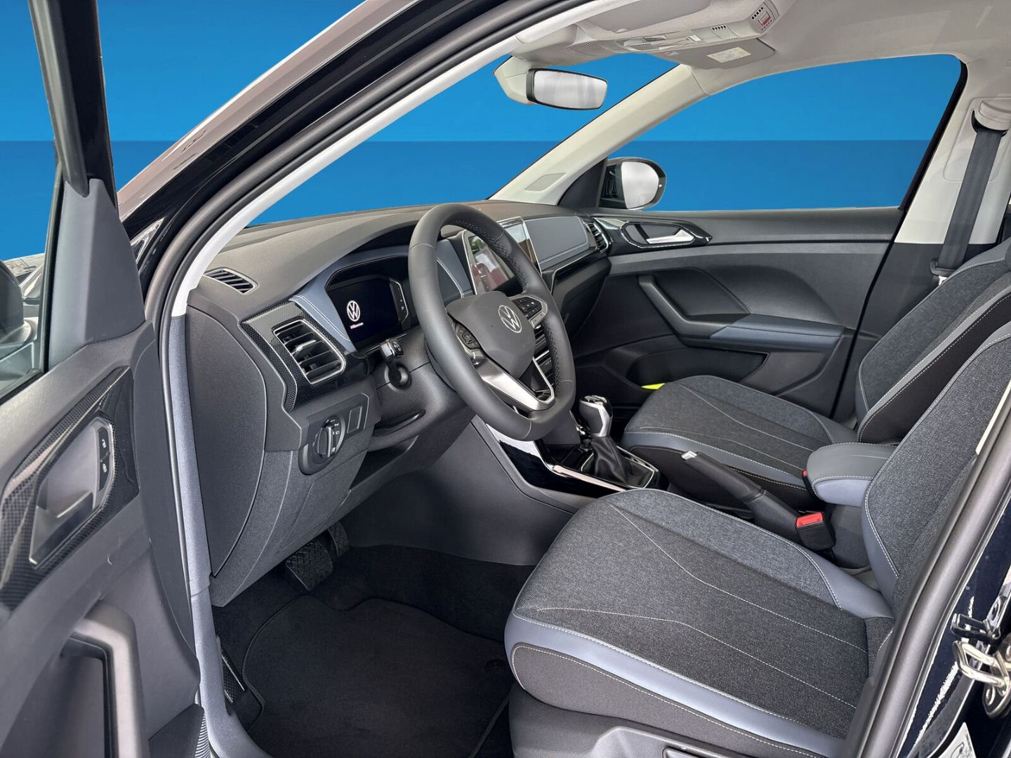 Fahrzeug 10 Fahrzeugabbildung Volkswagen T-Cross Style 1.5l TSI TRAVEL COMFORT REAR VIEW