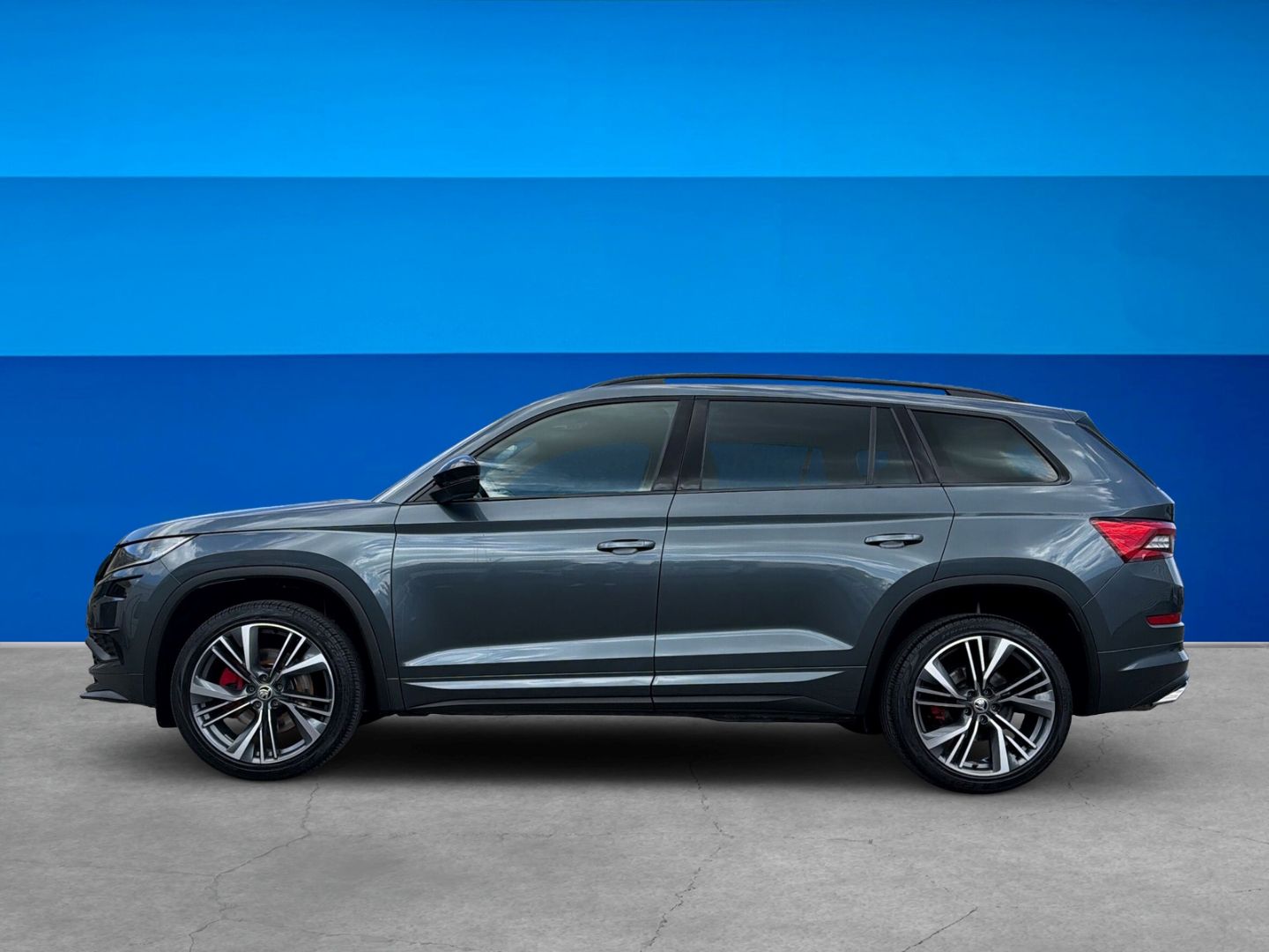Fahrzeug 3 Fahrzeugabbildung SKODA Kodiaq 2.0 Bi-TDI RS 4x4 REAR VIEW AHK Navi