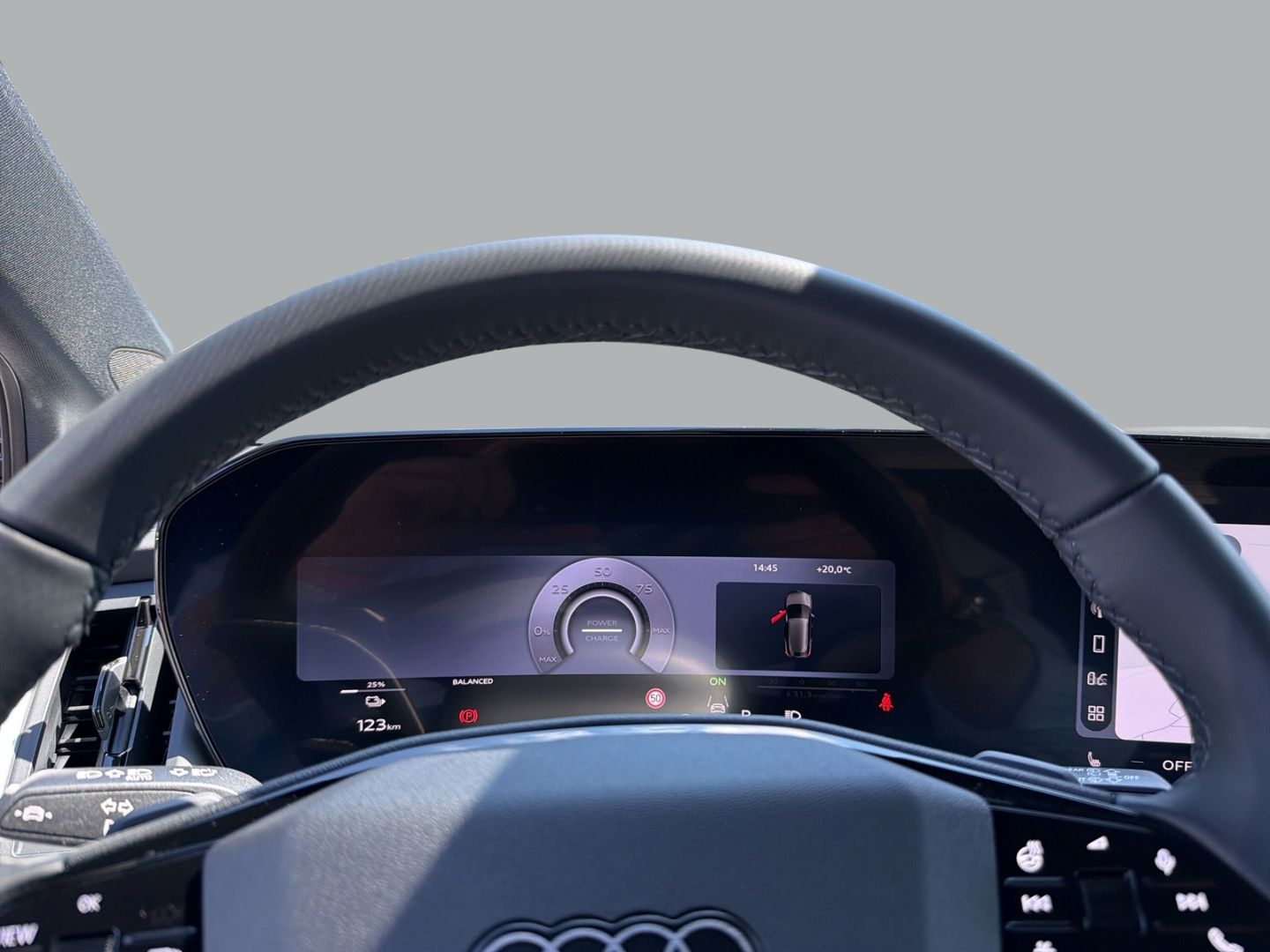 Fahrzeug 15 Fahrzeugabbildung Audi Q4 e-tron SUV PERFORMANCE+LED+AHK+TECHPLUS+