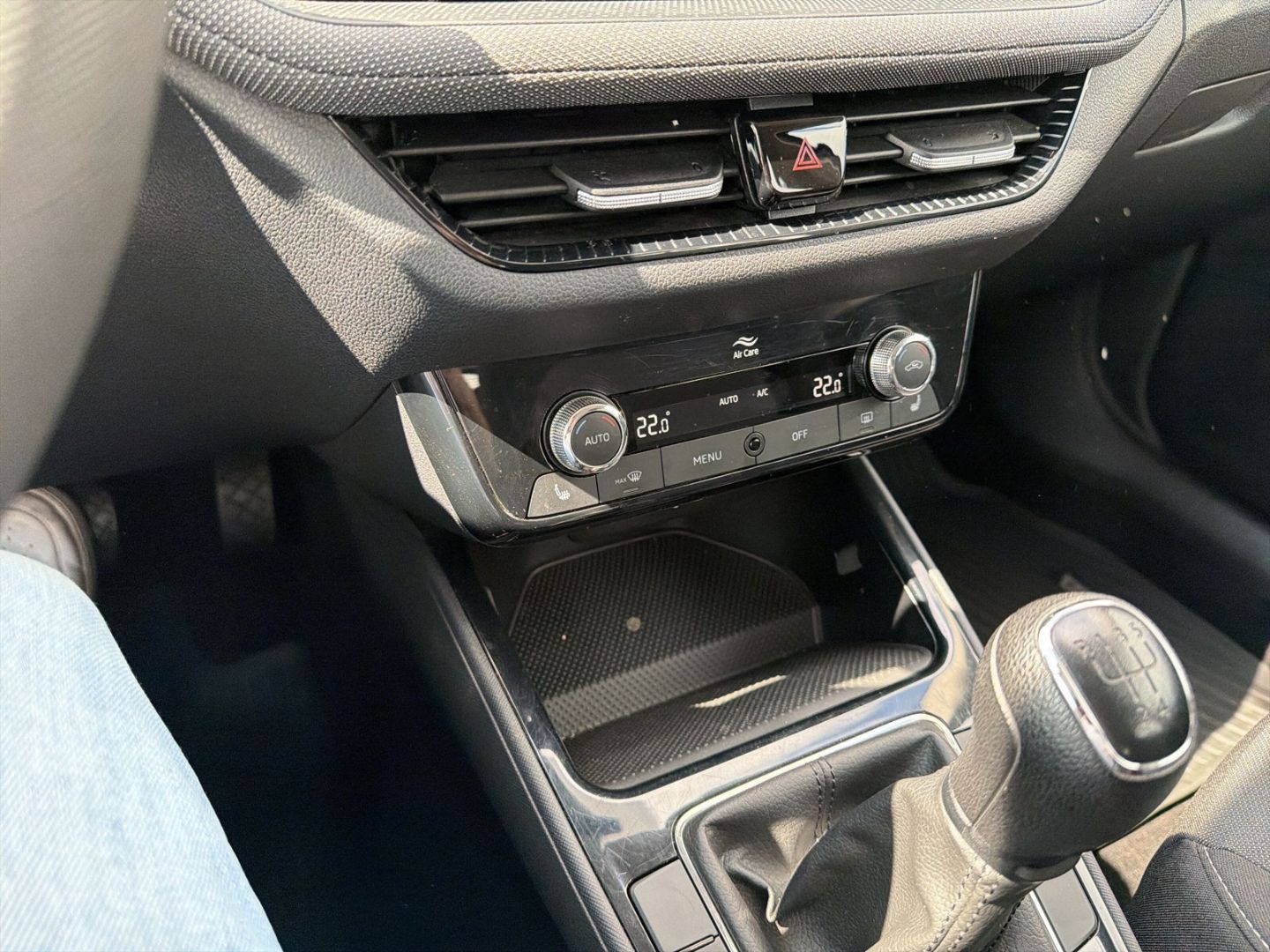Fahrzeugabbildung SKODA Fabia 1.0 TSI Selection Climatronic LED Bluetoot