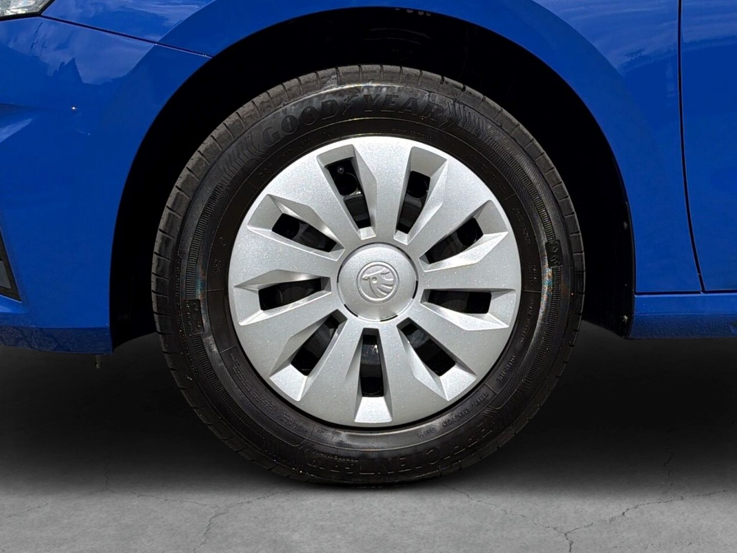 Fahrzeugabbildung SKODA Fabia 1.0 TSI Selection Climatronic LED Bluetoot