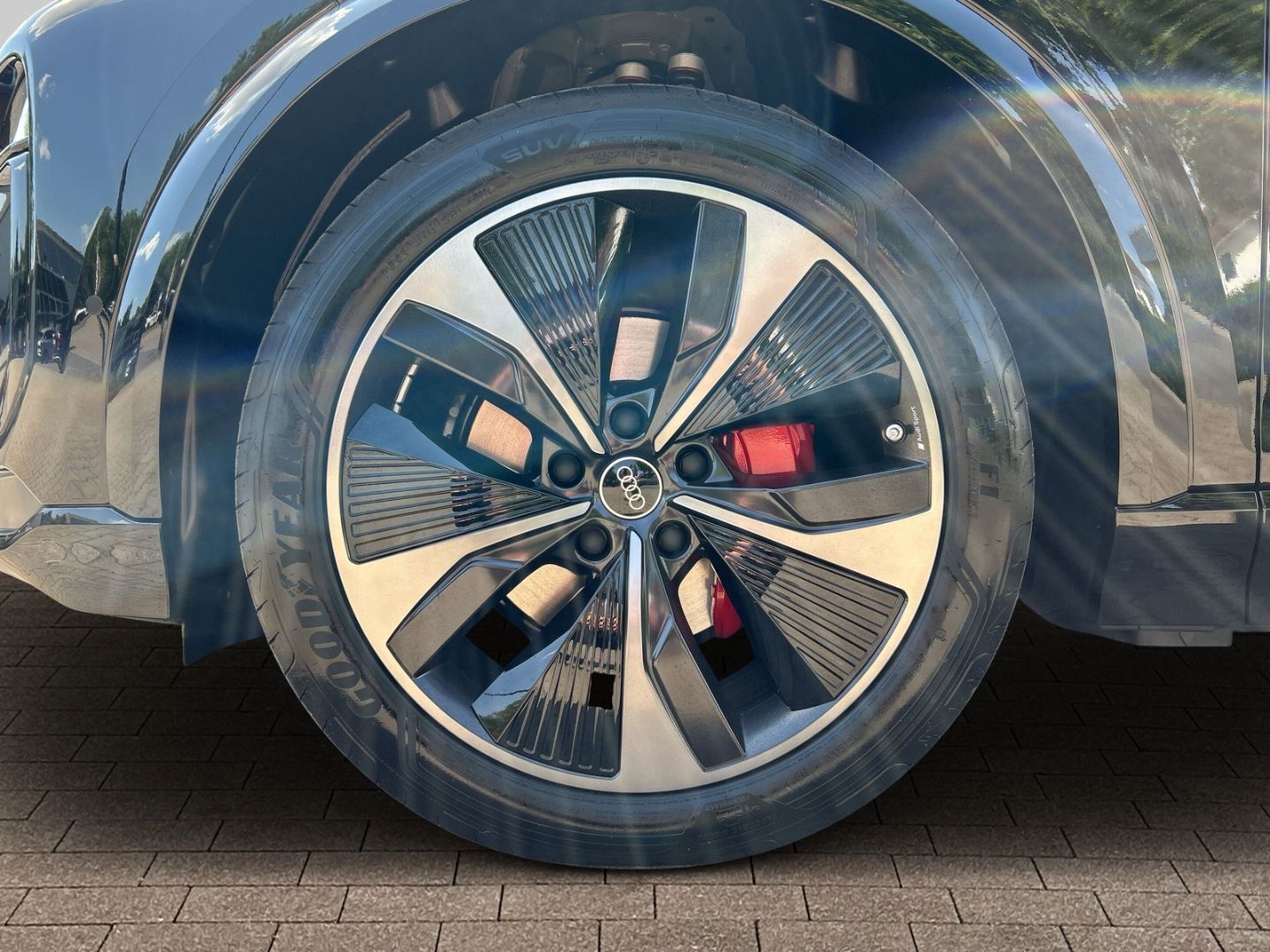 Fahrzeugabbildung Audi Q6 e-tron SUV QUATTRO 315 kW+SLINE BUSINESS+AHK